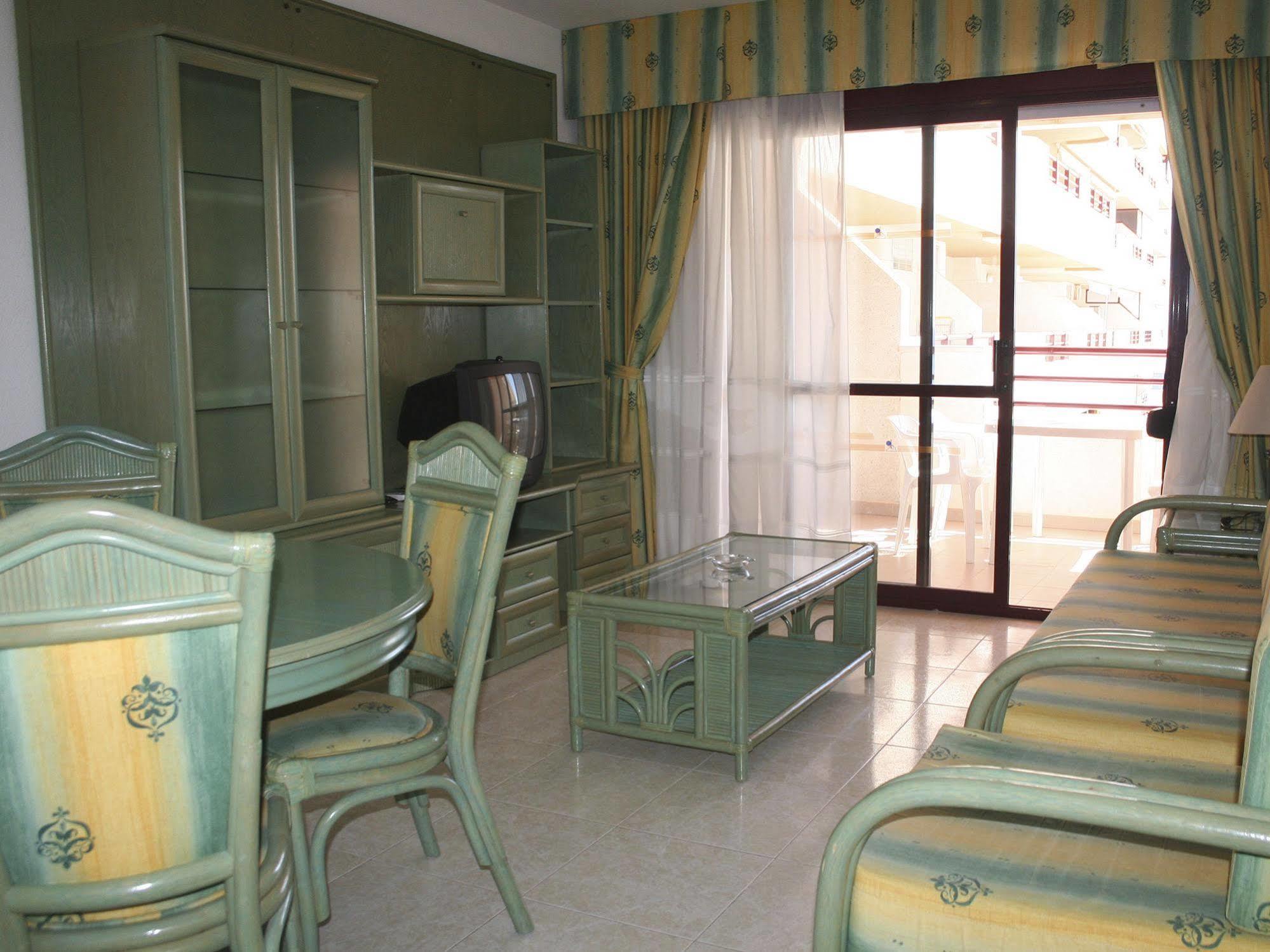 Apartamentos Zafiro Unitursa Calpe Bagian luar foto