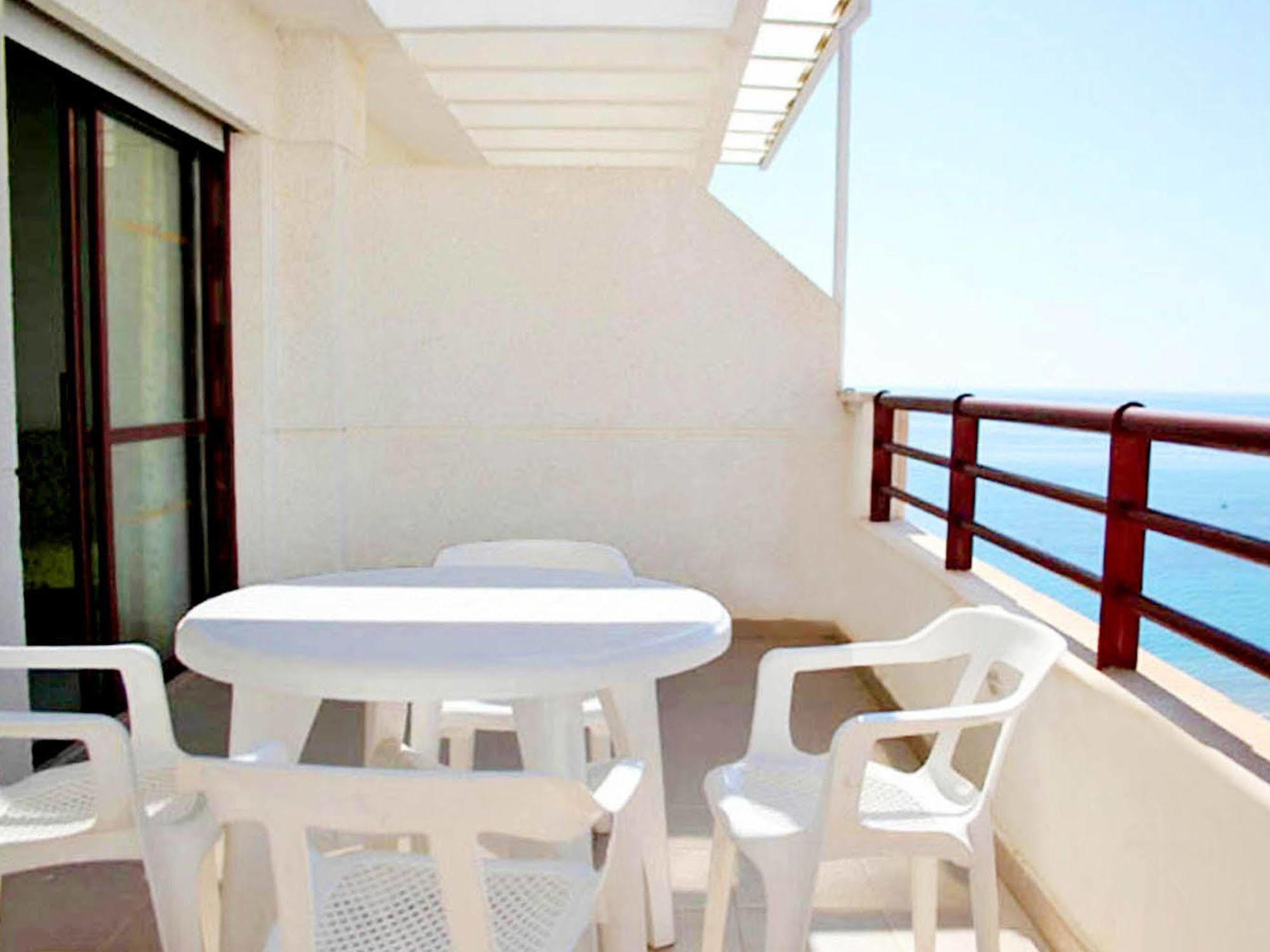 Apartamentos Zafiro Unitursa Calpe Bagian luar foto
